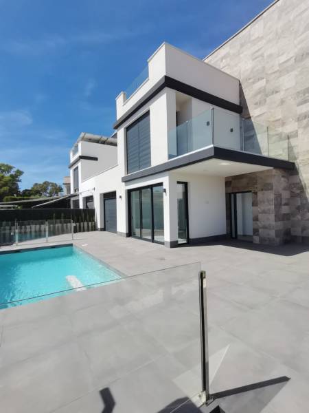 VILLA-SILVIA 